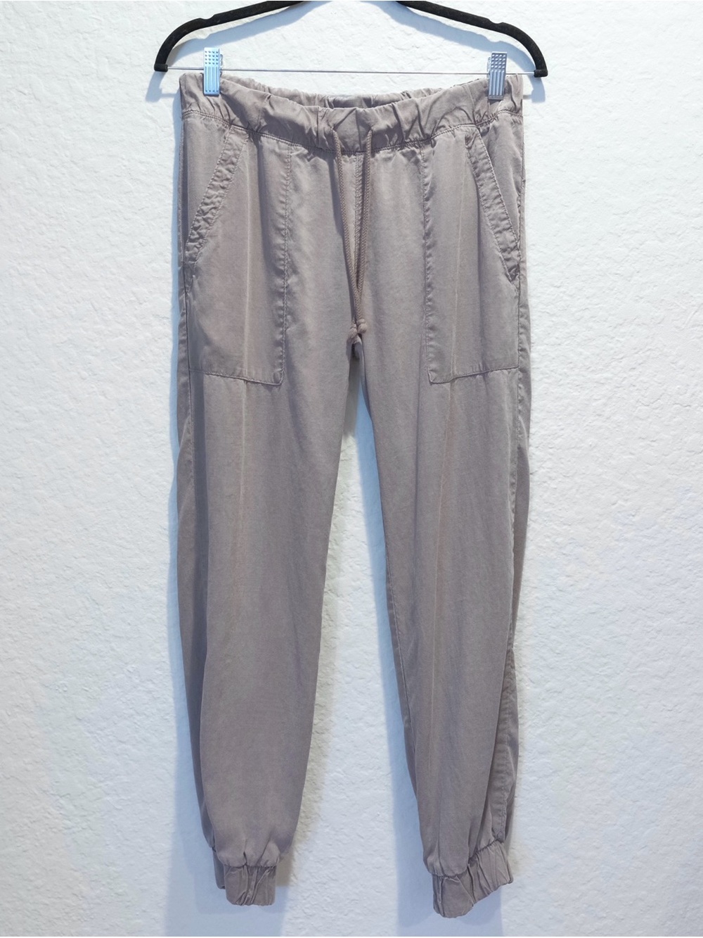 Cloth & Stone Anthropologie Tencel Joggers Size S Light Brown Lightweight Soft